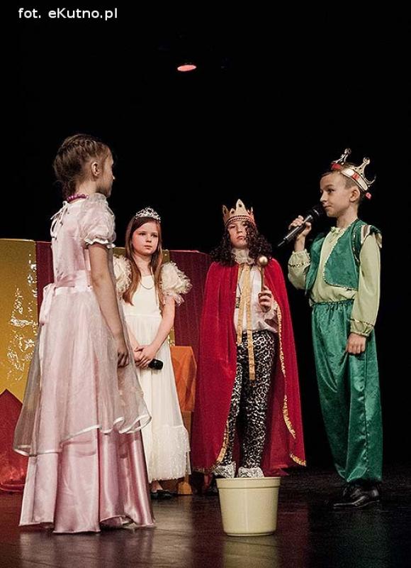 Zapraszamy jutro na spektakle ŁAPY 2013