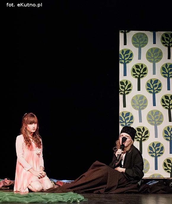 Zapraszamy jutro na spektakle ŁAPY 2013