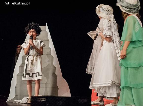 Zapraszamy jutro na spektakle ŁAPY 2013