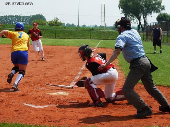 Kutnowskie softballistki wygrały dwa mecze