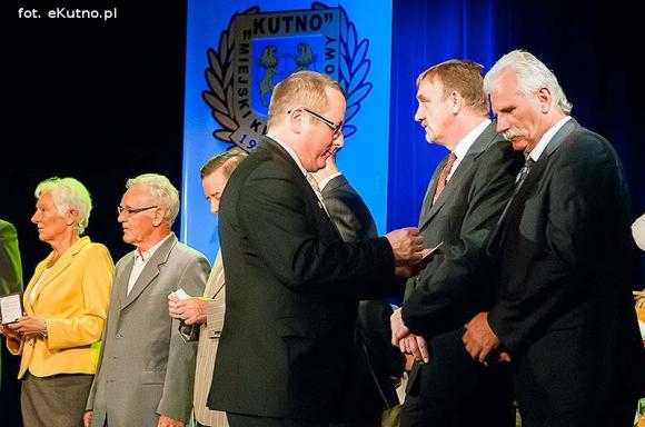 Jest taka zasada: co się podnosi, to i opada. Samych sportowych wzlotów na 20-lecie MKS Kutno