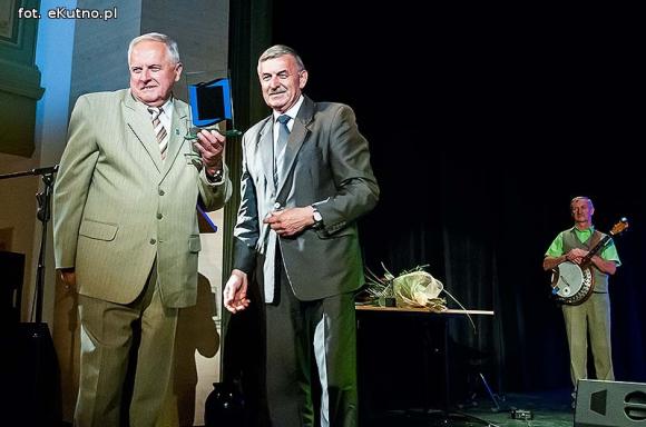 Jest taka zasada: co się podnosi, to i opada. Samych sportowych wzlotów na 20-lecie MKS Kutno