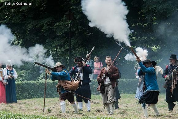 Kultura sarmacka królowała na Zamku w Oporowie