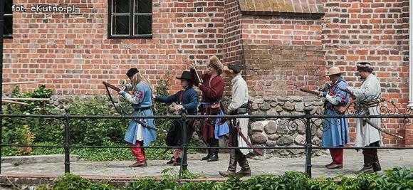 Kultura sarmacka królowała na Zamku w Oporowie