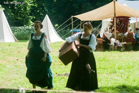 Kultura sarmacka królowała na Zamku w Oporowie