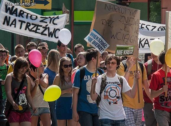 Maszerowali, bo narkotyki ich nie kręcą