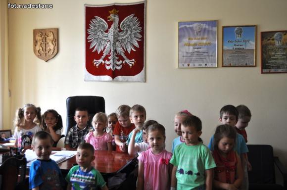 Przedszkolaki urzędowały w gabinecie prezydenta Kutna