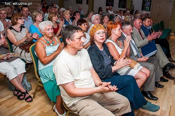 Festiwal rozpoczęty na okręcie poezji. Za oknem Bóg, honor i ojczyzna