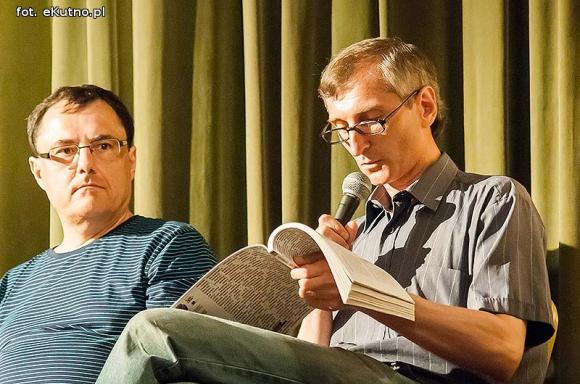 Festiwal rozpoczęty na okręcie poezji. Za oknem Bóg, honor i ojczyzna