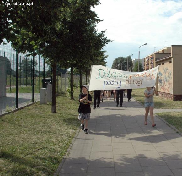 Noc profilaktyki. Happening, mecz i koncert