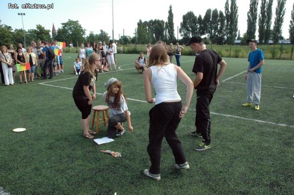 Noc profilaktyki. Happening, mecz i koncert