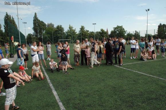 Noc profilaktyki. Happening, mecz i koncert