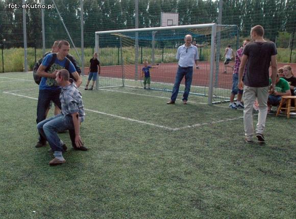 Noc profilaktyki. Happening, mecz i koncert