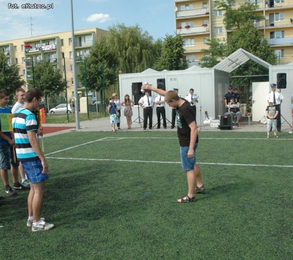 Noc profilaktyki. Happening, mecz i koncert