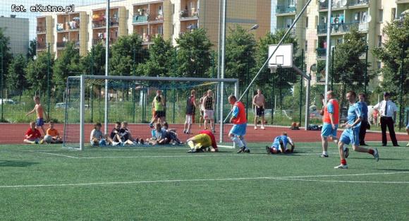 Noc profilaktyki. Happening, mecz i koncert