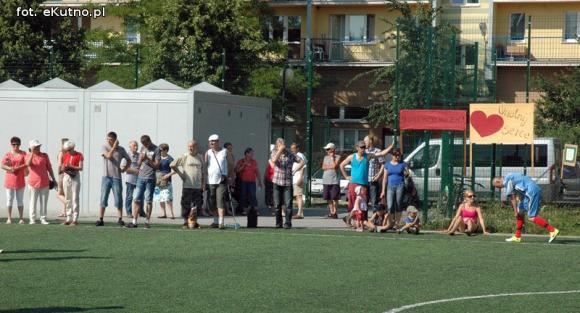 Noc profilaktyki. Happening, mecz i koncert