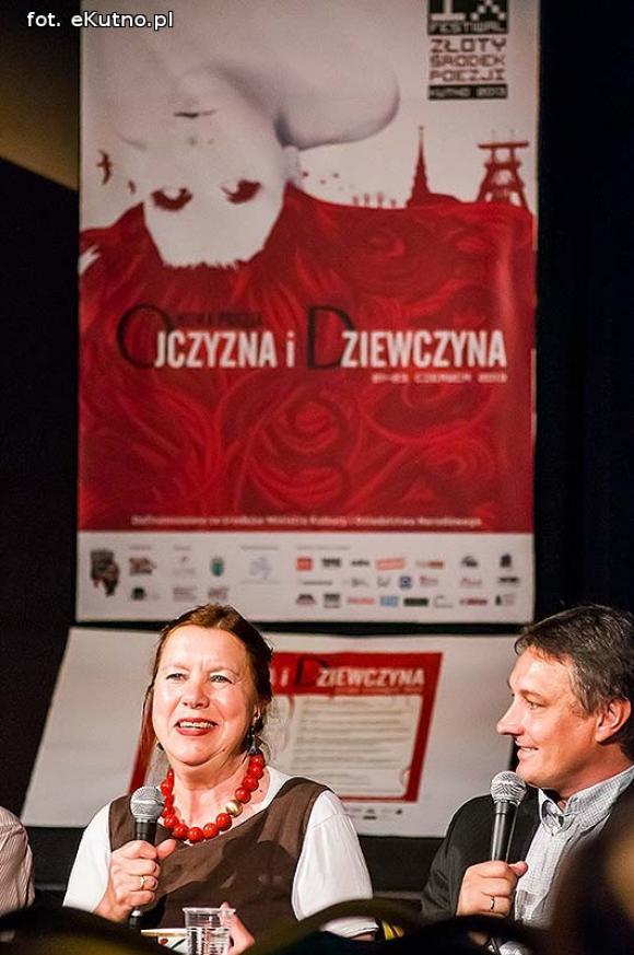 Wejdź pomiędzy - w środek - w miejsce, które czeka na wyobraźnię czytelnika