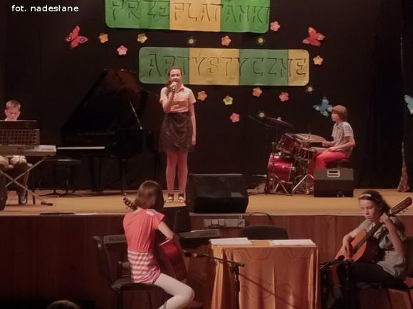 Przeplatanki artystyczne młodzieży z Żychlińskiego Domu Kultury