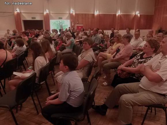 Przeplatanki artystyczne młodzieży z Żychlińskiego Domu Kultury