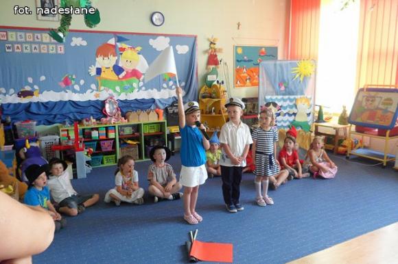 Bezpieczne wakacje z Puchatkami