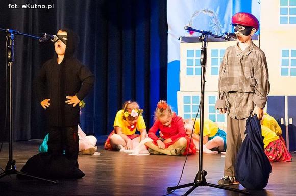 Najzdolniejsi uczniowie szkół podstawowych i gimnazjów uhonorowani