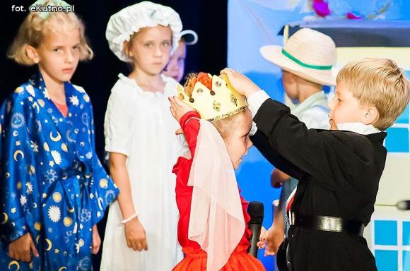 Najzdolniejsi uczniowie szkół podstawowych i gimnazjów uhonorowani