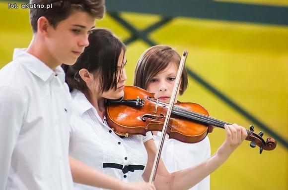 Ogólnopolskie zakończenie roku w kutnowskiej szkole