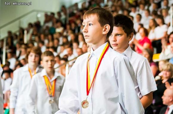 Ogólnopolskie zakończenie roku w kutnowskiej szkole