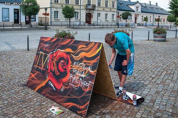 Pod patronatem eKutno.pl: Nagrody na festiwalu ognia przyznane