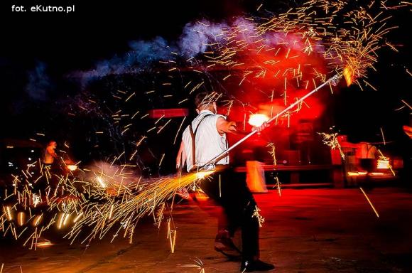Pod patronatem eKutno.pl: Nagrody na festiwalu ognia przyznane