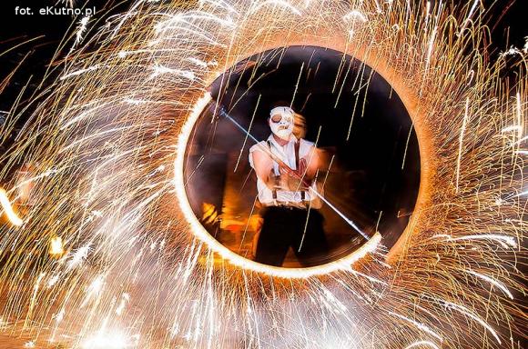Pod patronatem eKutno.pl: Nagrody na festiwalu ognia przyznane