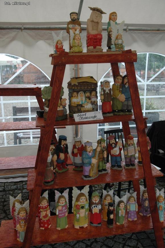 Ludowe rzemiosła wiecznie żywe. Zapraszamy przed muzeum