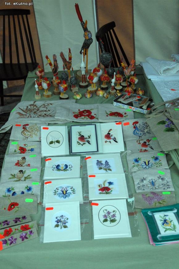 Ludowe rzemiosła wiecznie żywe. Zapraszamy przed muzeum