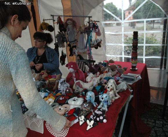 Ludowe rzemiosła wiecznie żywe. Zapraszamy przed muzeum