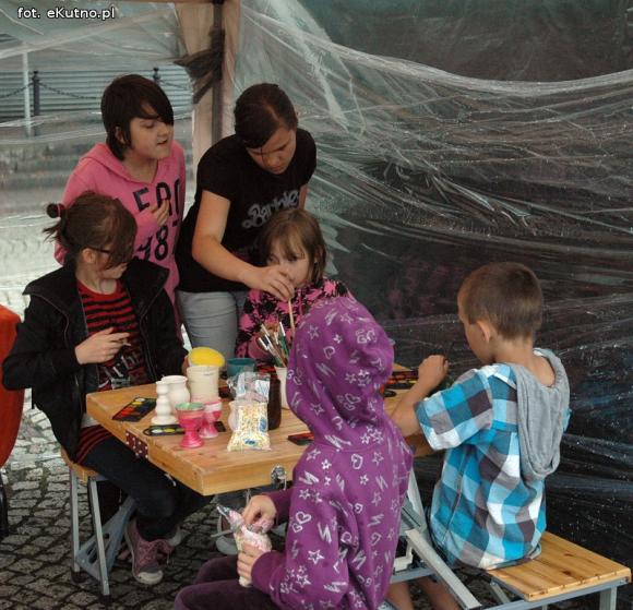 Ludowe rzemiosła wiecznie żywe. Zapraszamy przed muzeum