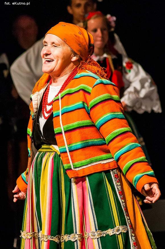 Kapela rżnęła obertasy  na weselu Boryny, a kutnianie świetnie się bawili