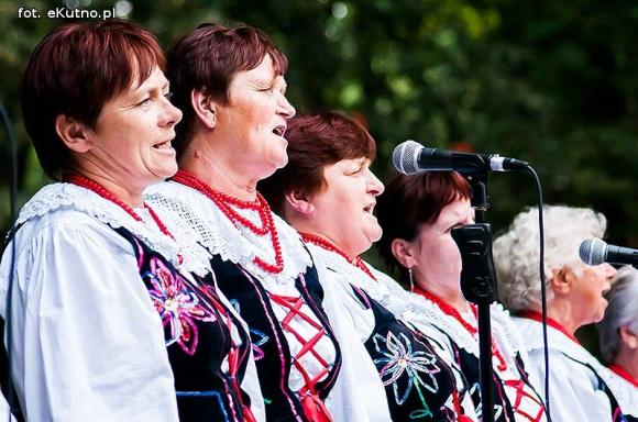 W mieście róż zakończyła się dobra zabawa na ludowo