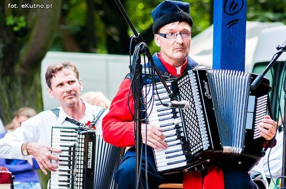 W mieście róż zakończyła się dobra zabawa na ludowo