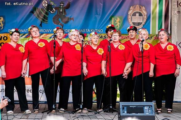 W mieście róż zakończyła się dobra zabawa na ludowo