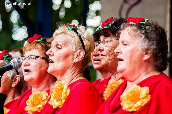W mieście róż zakończyła się dobra zabawa na ludowo