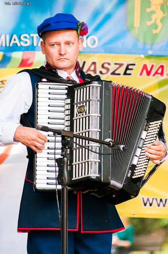 W mieście róż zakończyła się dobra zabawa na ludowo