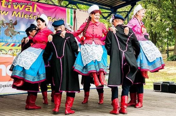 W mieście róż zakończyła się dobra zabawa na ludowo