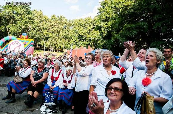 W mieście róż zakończyła się dobra zabawa na ludowo