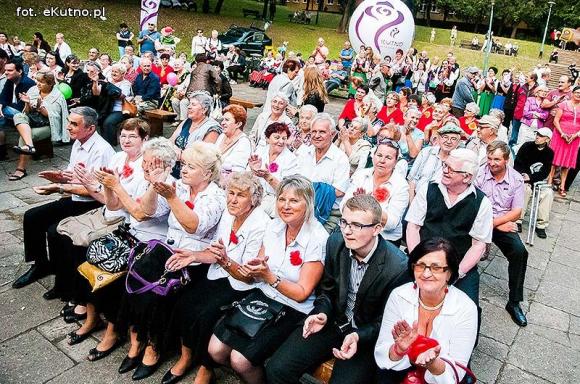 W mieście róż zakończyła się dobra zabawa na ludowo