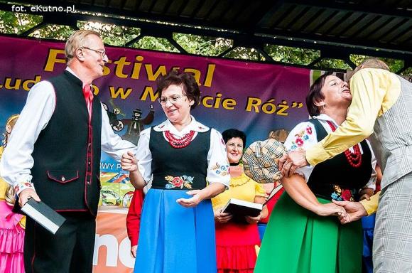 W mieście róż zakończyła się dobra zabawa na ludowo