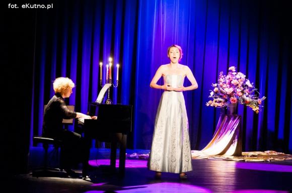 Piękność z brylantowym głosem - nasza Ola Wiwała