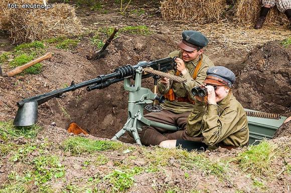 Potop szwedzki, Cud nad Wisłą 1920, popisy ułanów. Trwa IV Odyseja Historyczna