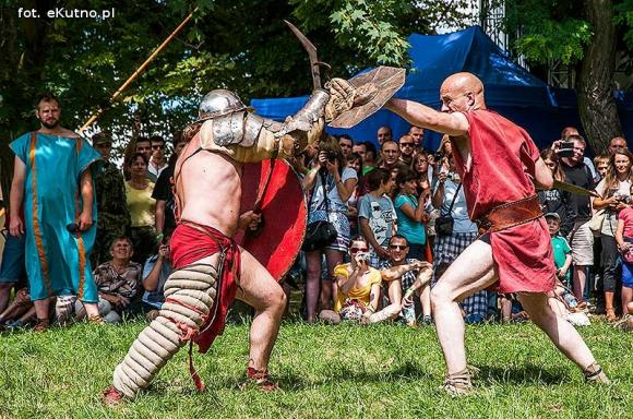 Potop szwedzki, Cud nad Wisłą 1920, popisy ułanów. Trwa IV Odyseja Historyczna