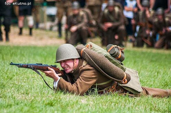 Potop szwedzki, Cud nad Wisłą 1920, popisy ułanów. Trwa IV Odyseja Historyczna