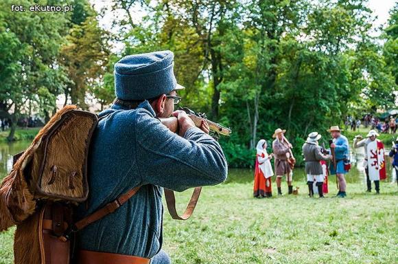 Potop szwedzki, Cud nad Wisłą 1920, popisy ułanów. Trwa IV Odyseja Historyczna